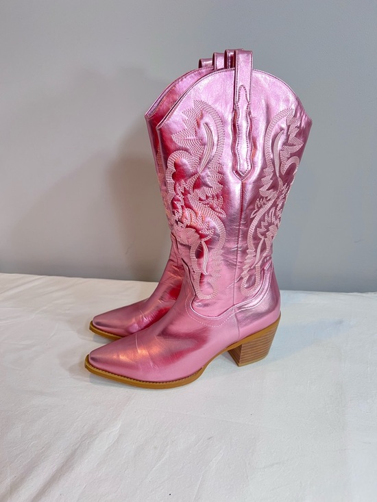 Shoes - Barbie pink metallic pull cowgirl boots size 9